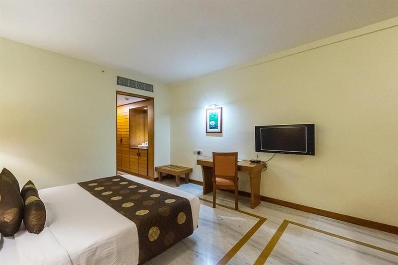 The Sunway Manor Pondicherry Exterior foto