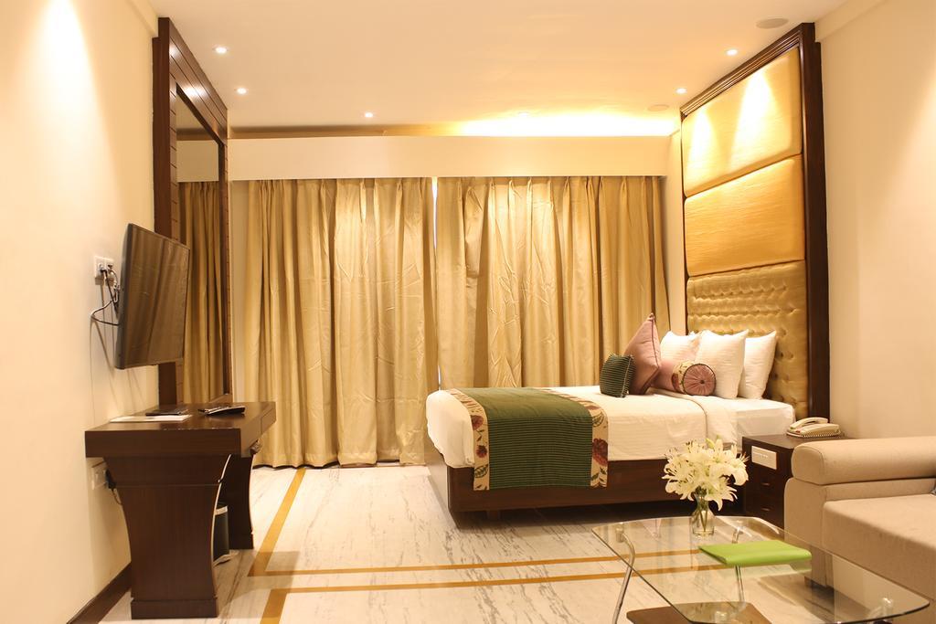 The Sunway Manor Pondicherry Exterior foto